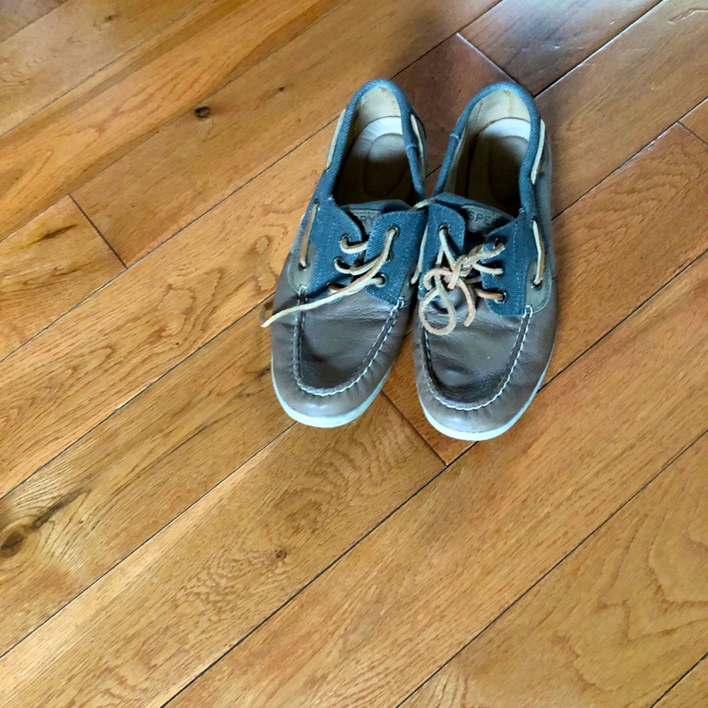 Women’s Shoes